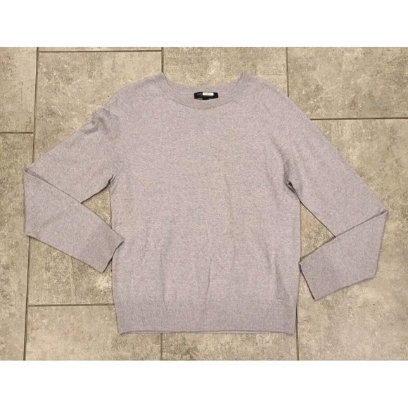 Banana Republic Sweaters - Banana Republic 100% Merino Wool Lightweight Crew Neck Sweater Lt Purple Sz M